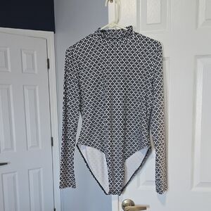 SHEIN Black and White Patterned Bodysuit
